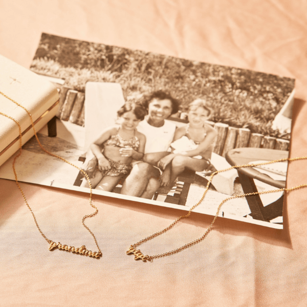 melissa clayton founder of tiny tags with her sister and grandmother