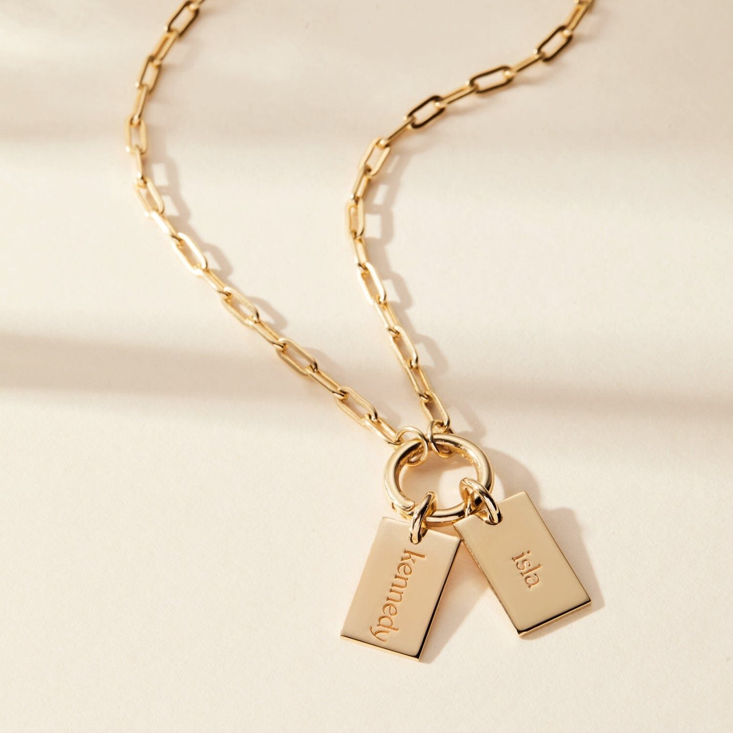 Front Clasp Paperclip Chain