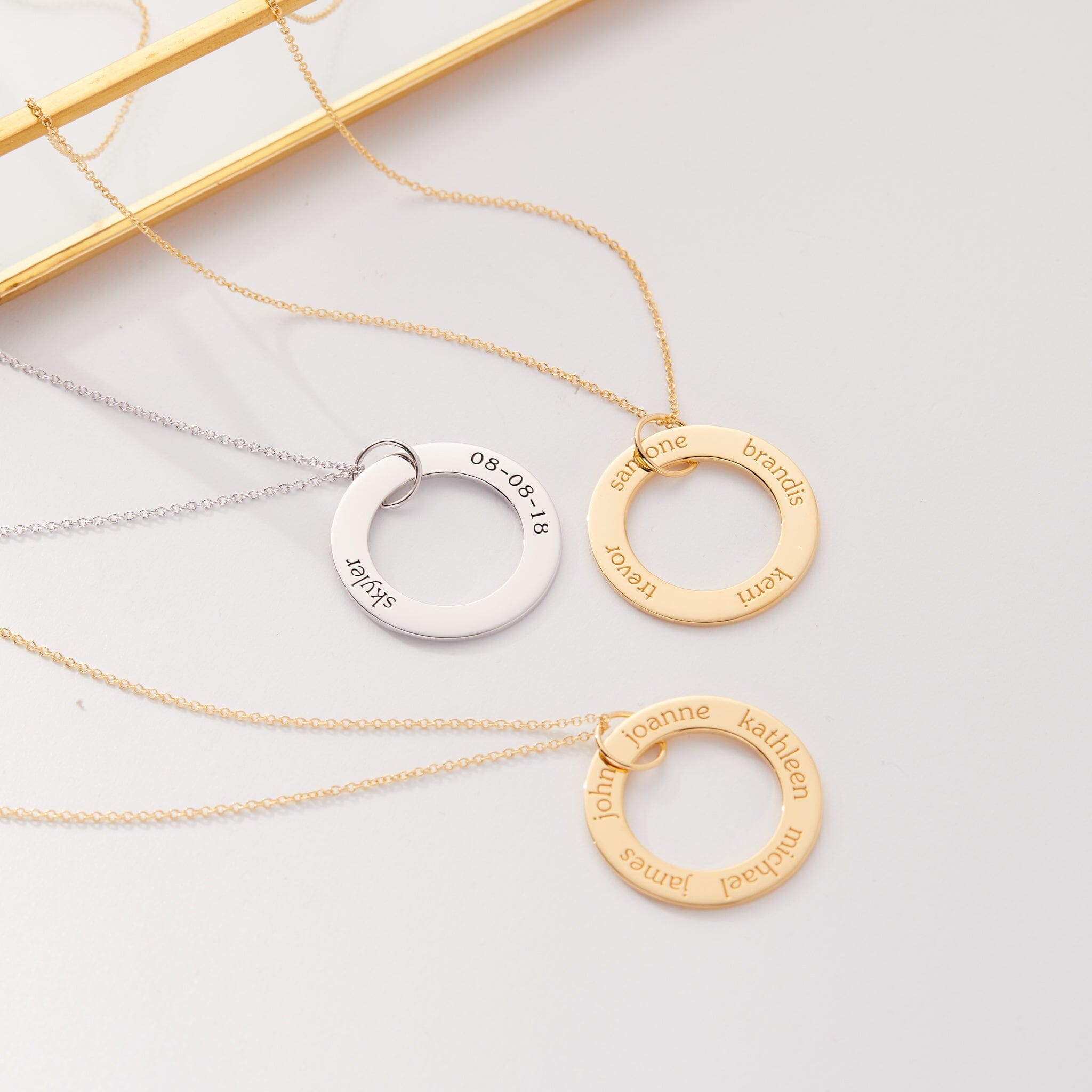 Circle Pendant Necklace