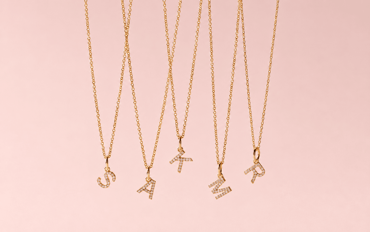Pavé Tags & Charms
