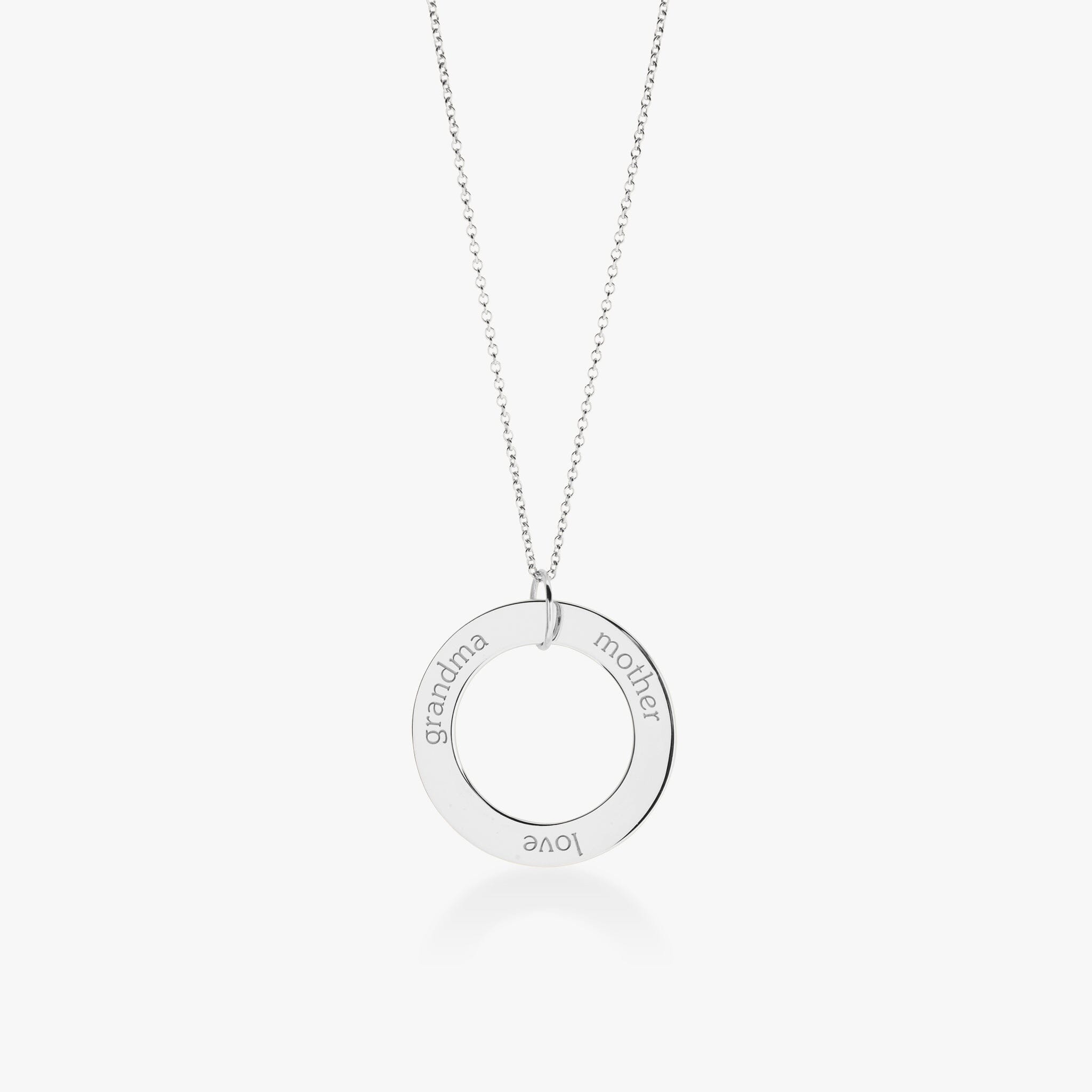 Circle Pendant Necklace - Grandma, Mother, Love