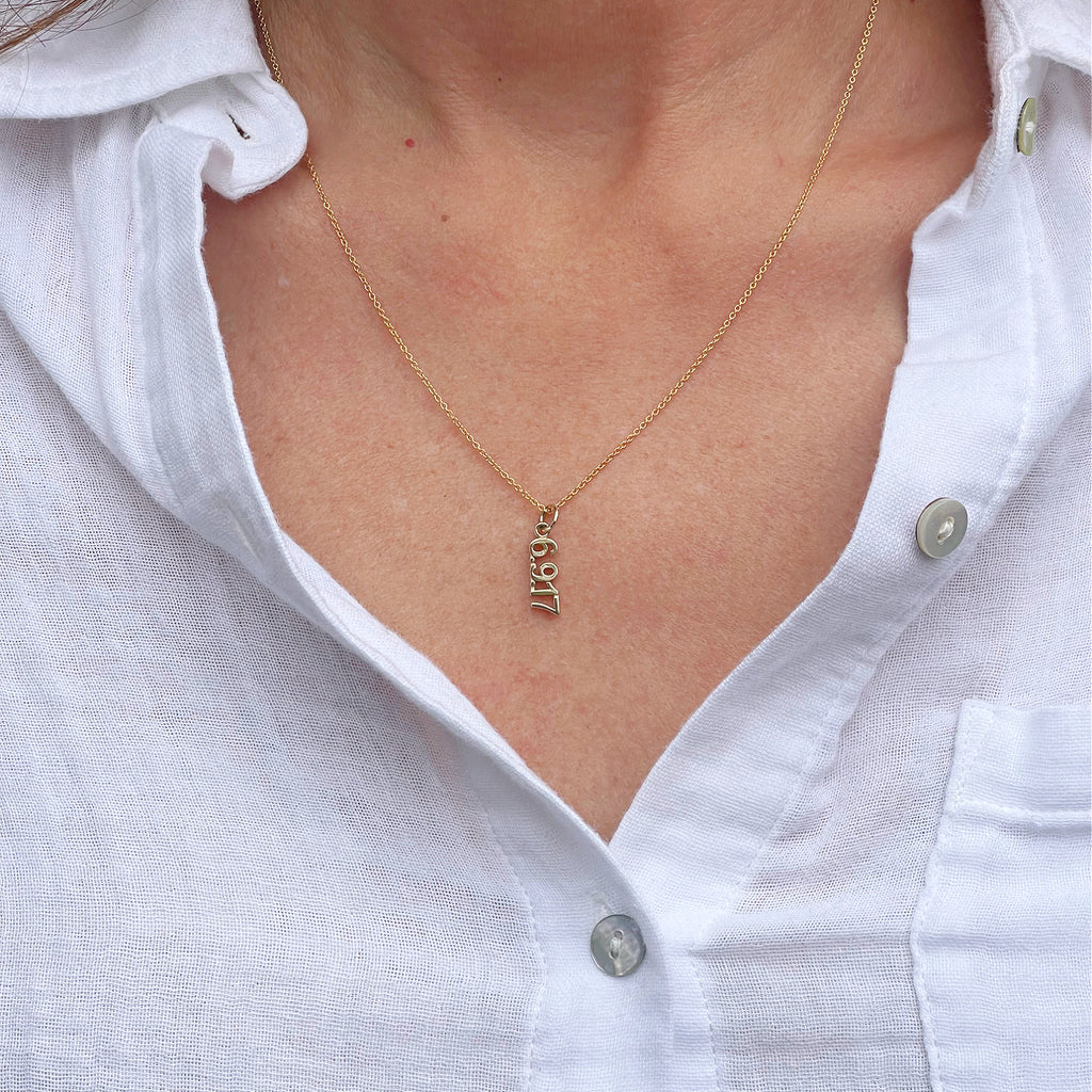 14k Gold Vertical Date Necklace