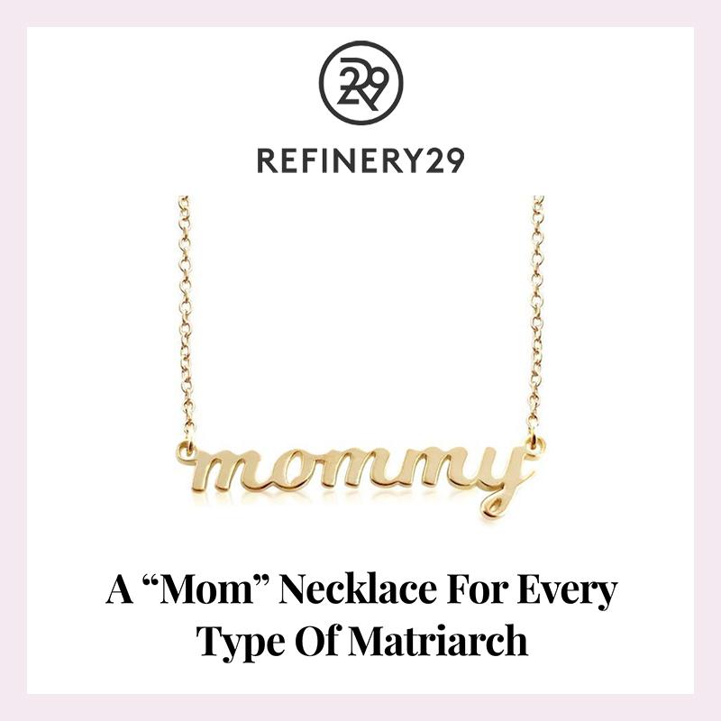 Gold Script mommy Nameplate Necklace